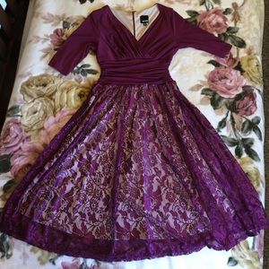 Burgundy Lace Quarter-Length Sleeve Cocktail Dress